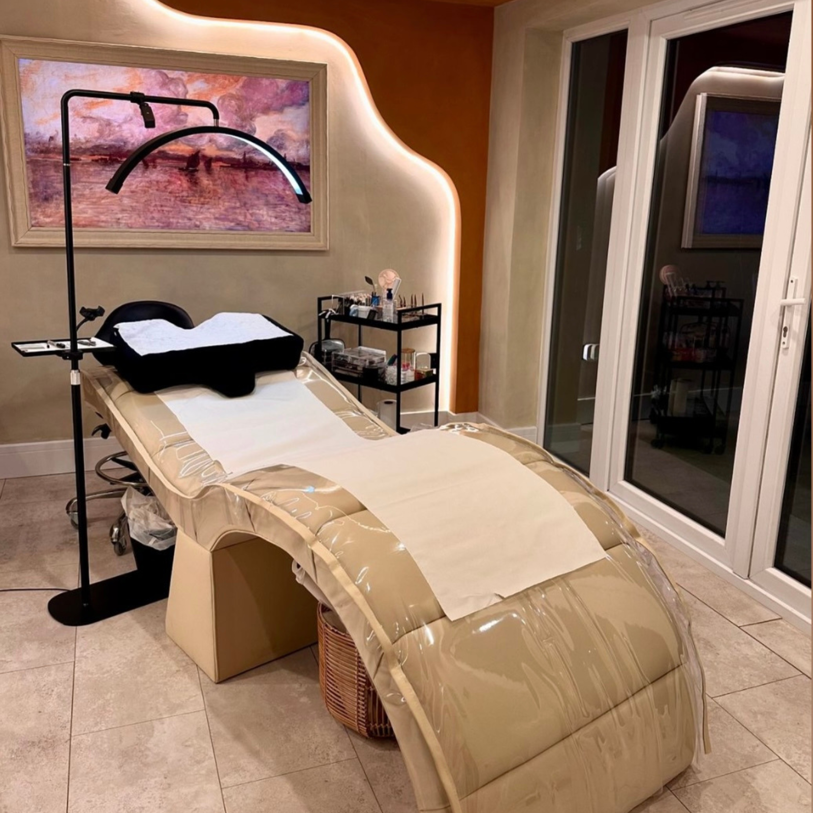 Halbmond Beauty Licht 28” - RJ Moon Pro